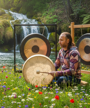 Koncert WIBRACYJNA ODNOWA ORGANIZMU. RELAKSACYJNA I OCZYSZCZAJĄCA KĄPIEL W DŹWIĘKACH