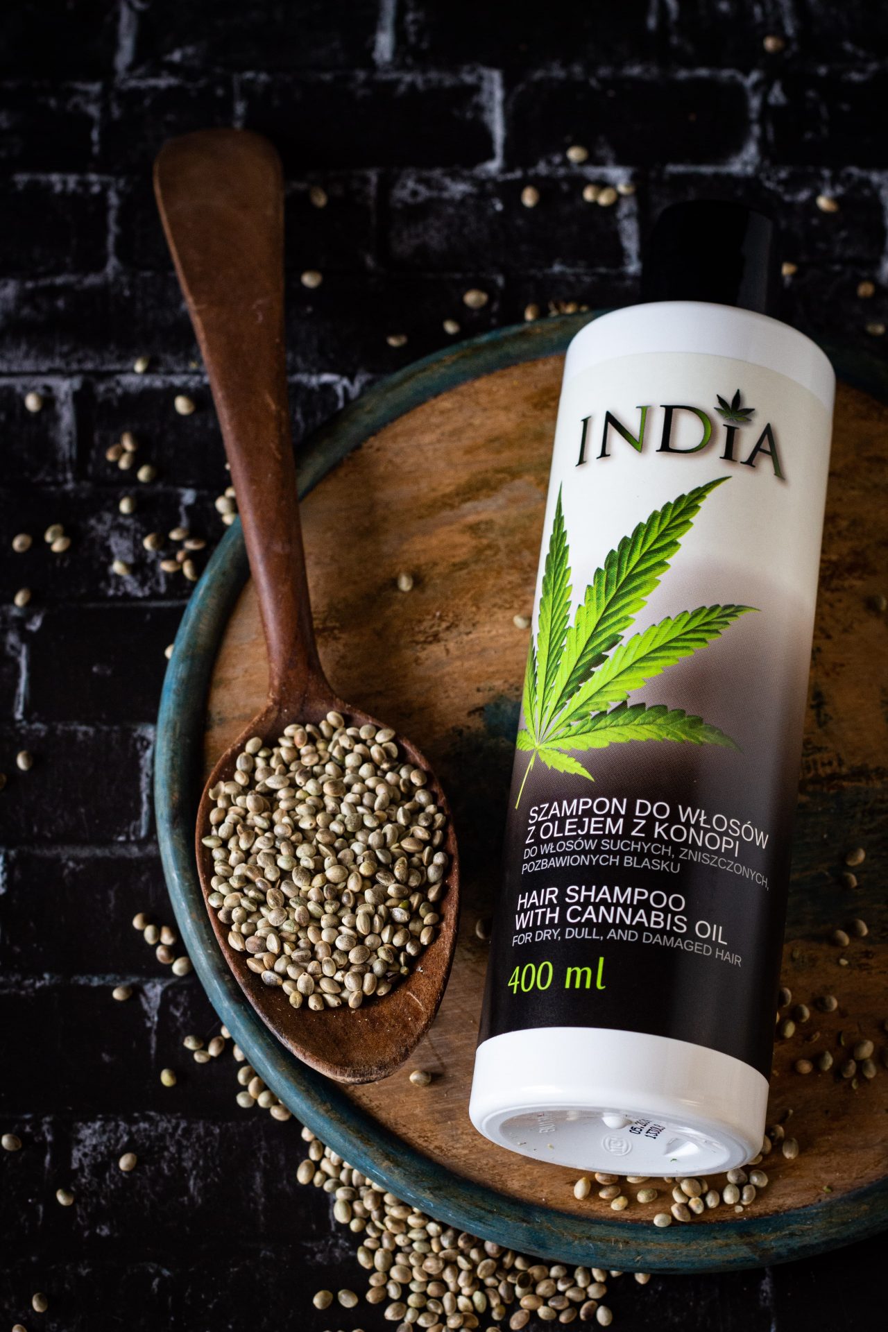 Szampon do włosów z olejem konopnym 400 ml